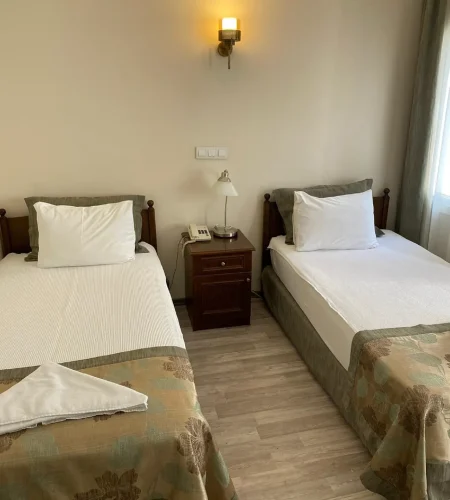 rs=w_1280,h_1707 (32)